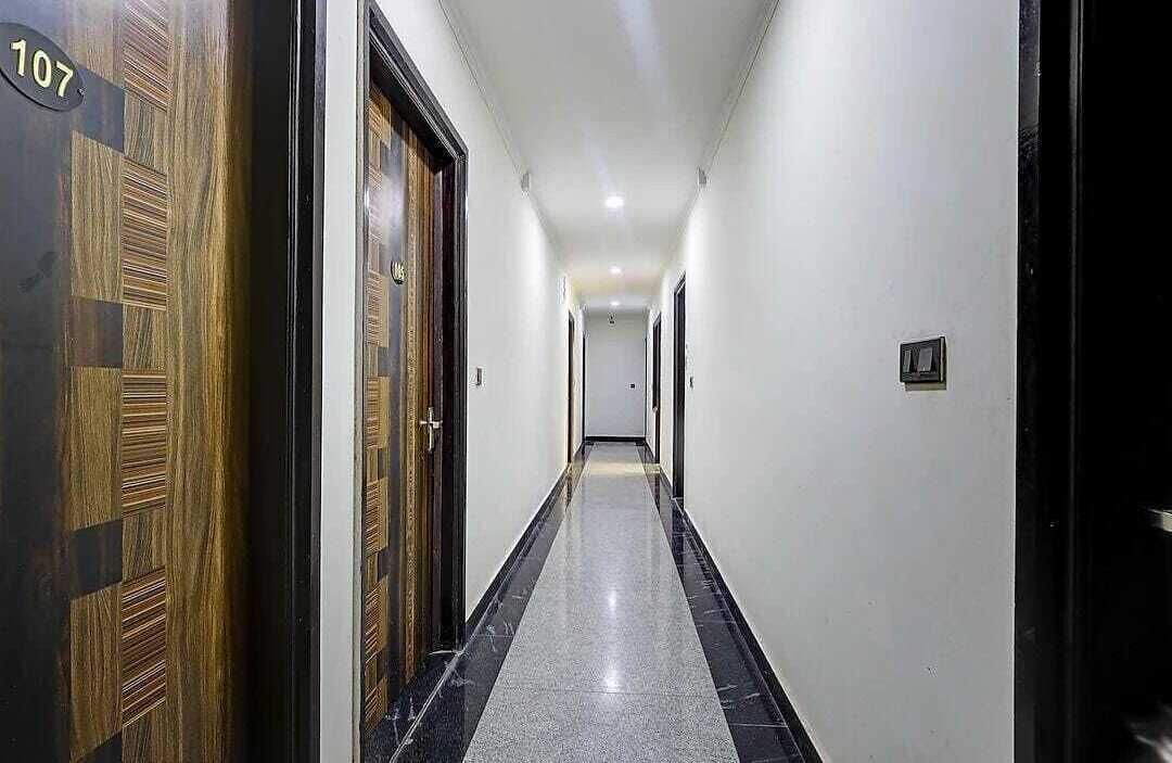 Photo of Others in Sector 70