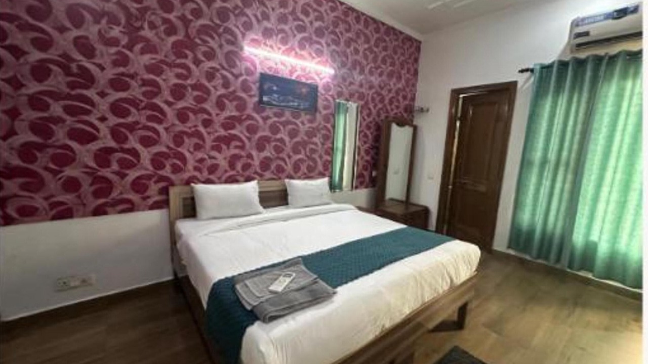 Photo of Bedroom in Vasundhara