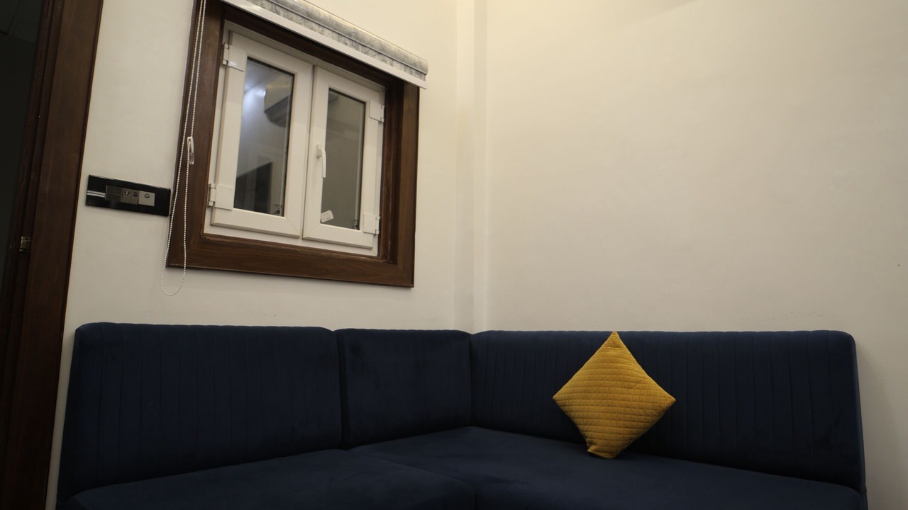 Photo of Bedroom in Taj Ganj