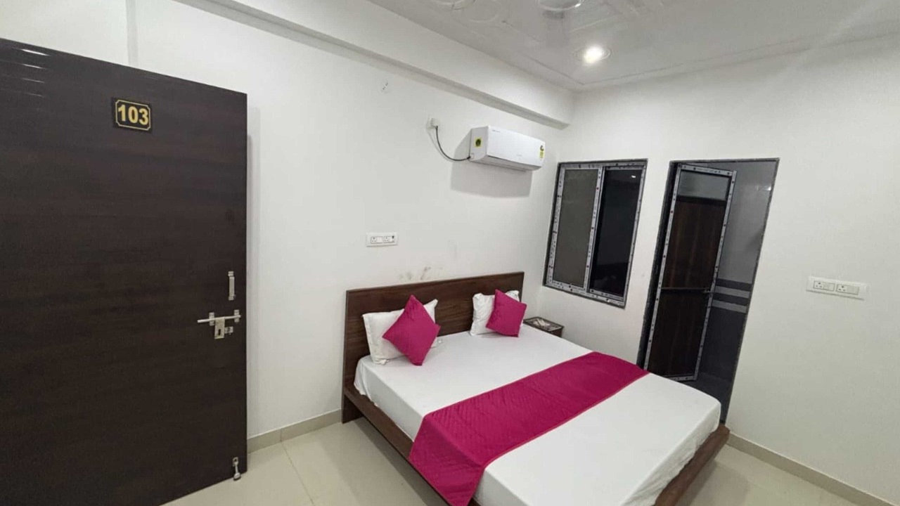 Photo of Bedroom in Khatu