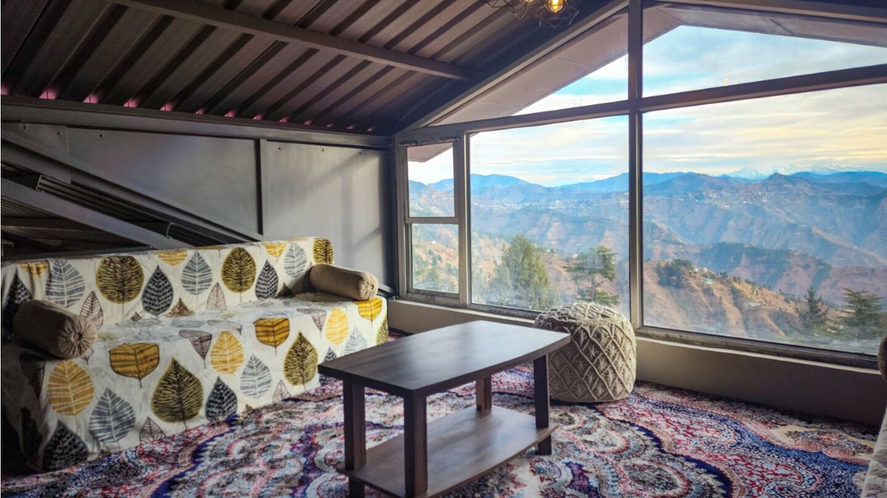 Photo of Livingroom in Theog