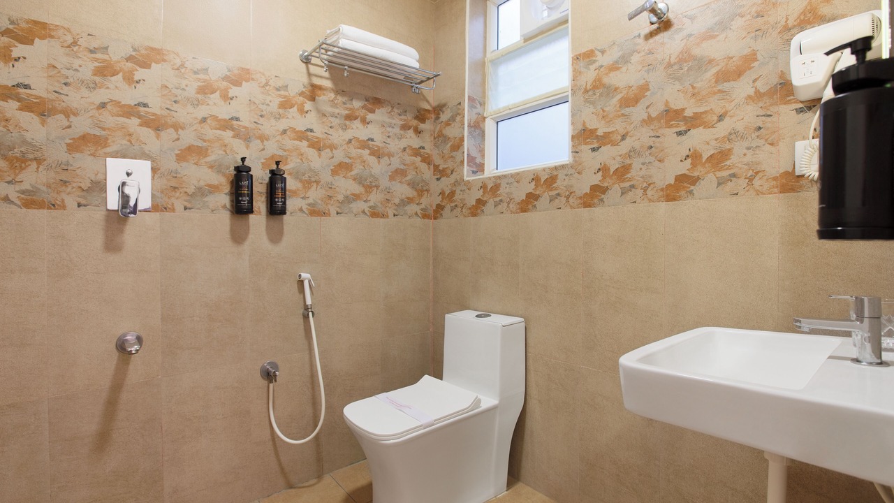 Photo of Bathroom in Periamet