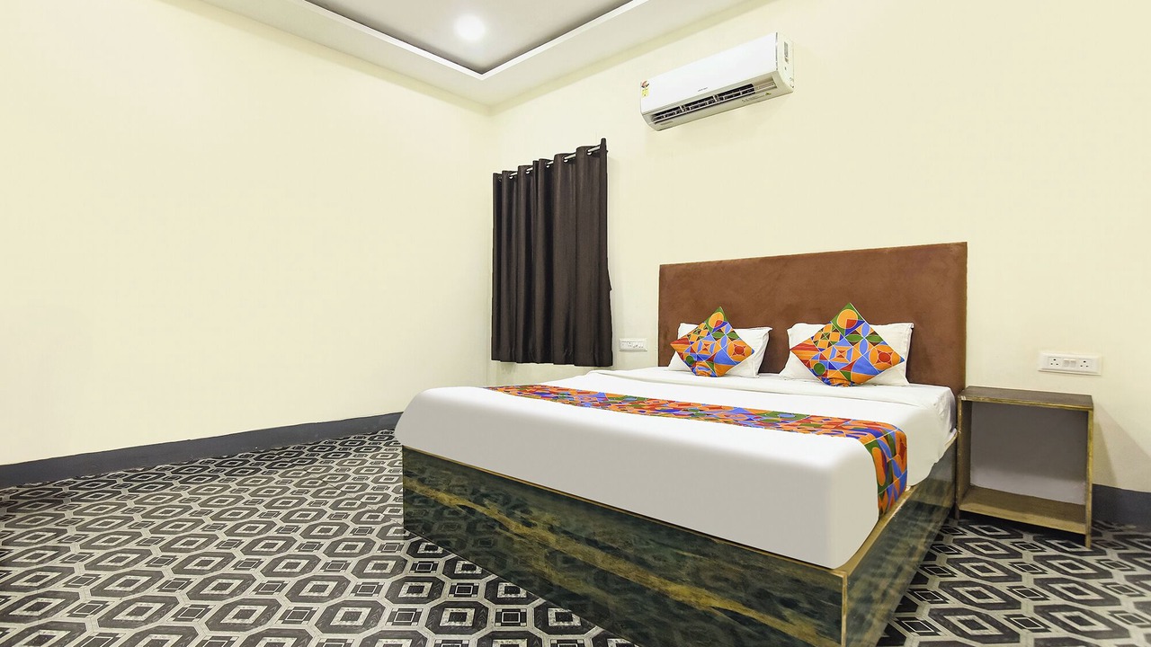 Photo of Bedroom in Ballygunge