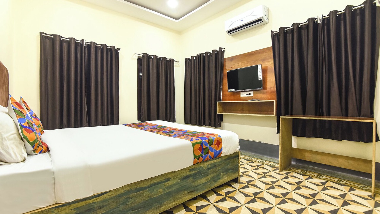 Photo of Bedroom in Ballygunge