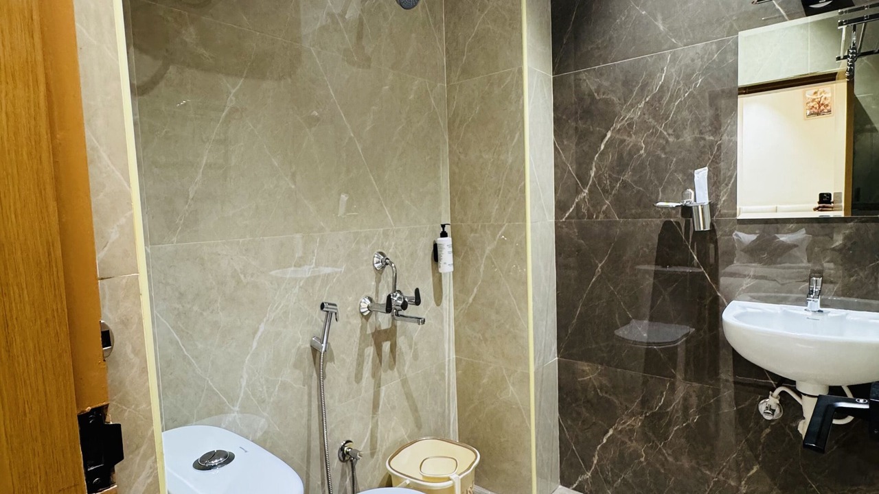 Photo of Bathroom in Serilingampally