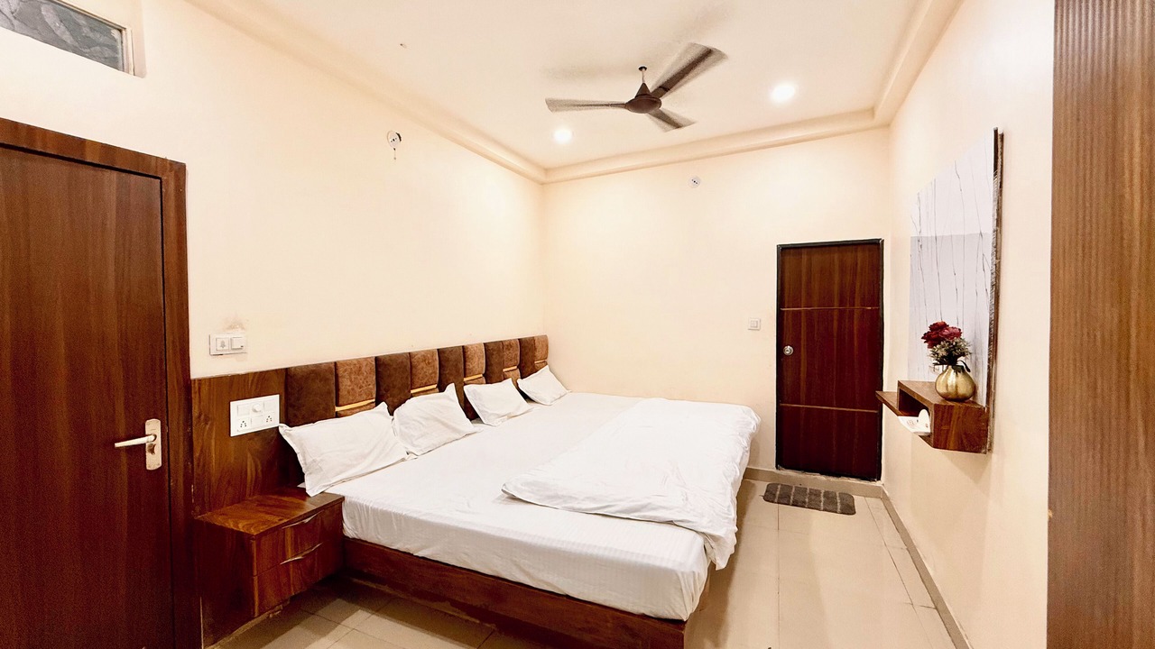 Photo of Bedroom in Ujjain