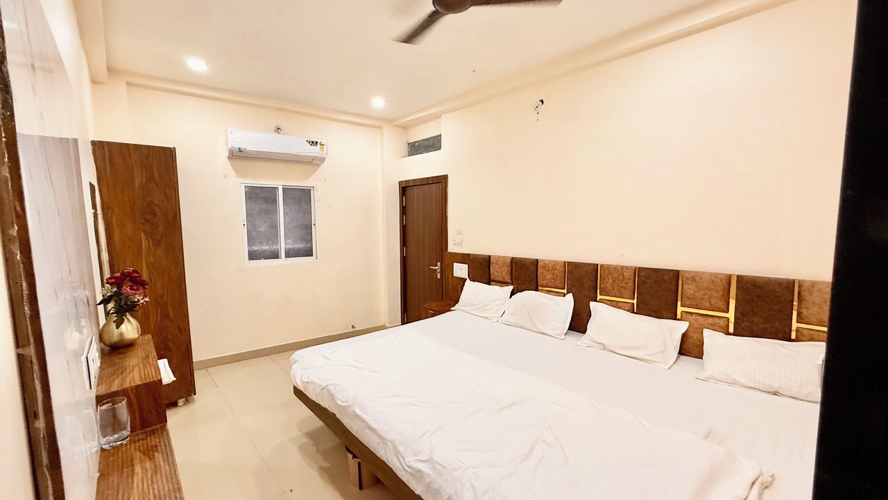 Photo of Bedroom in Ujjain