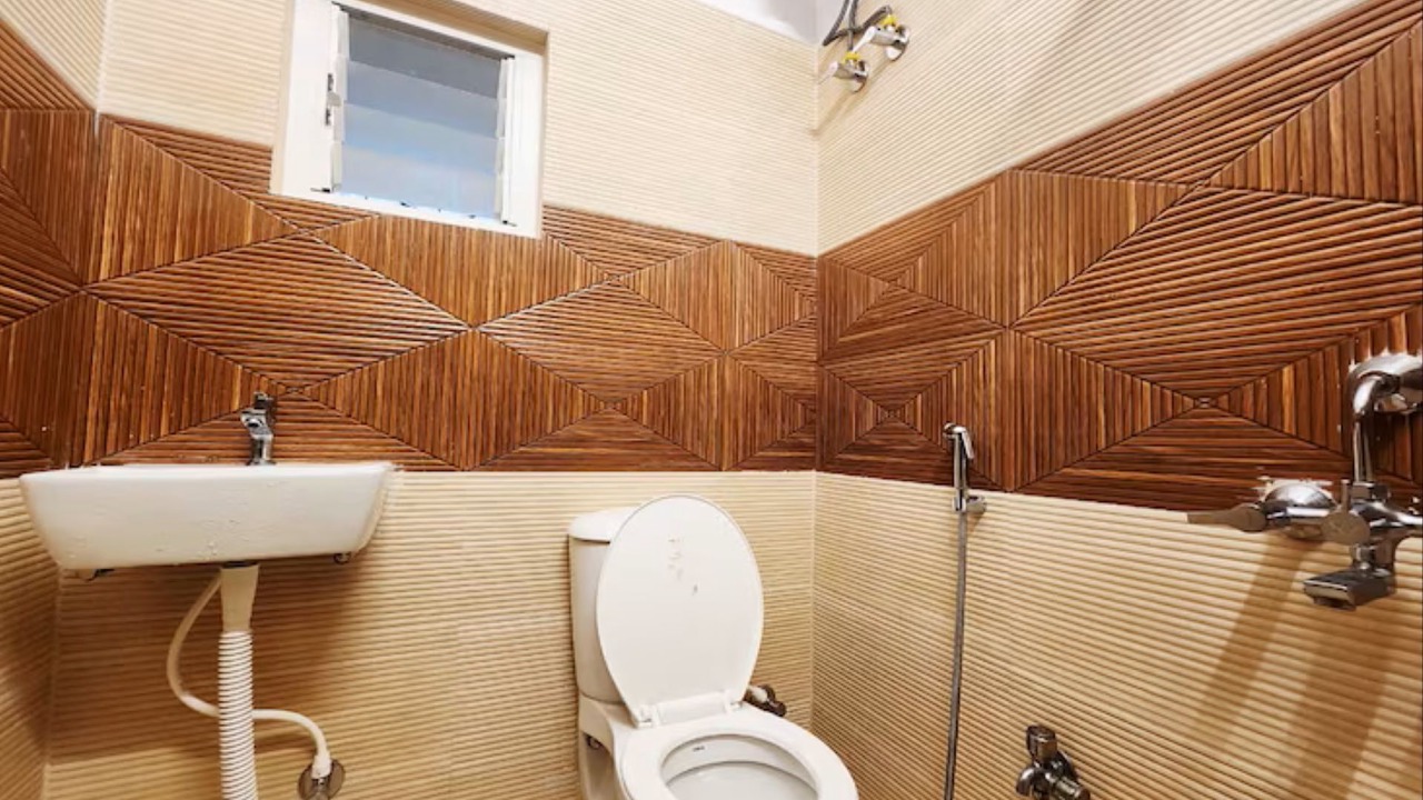 Photo of Bathroom in Kalighat