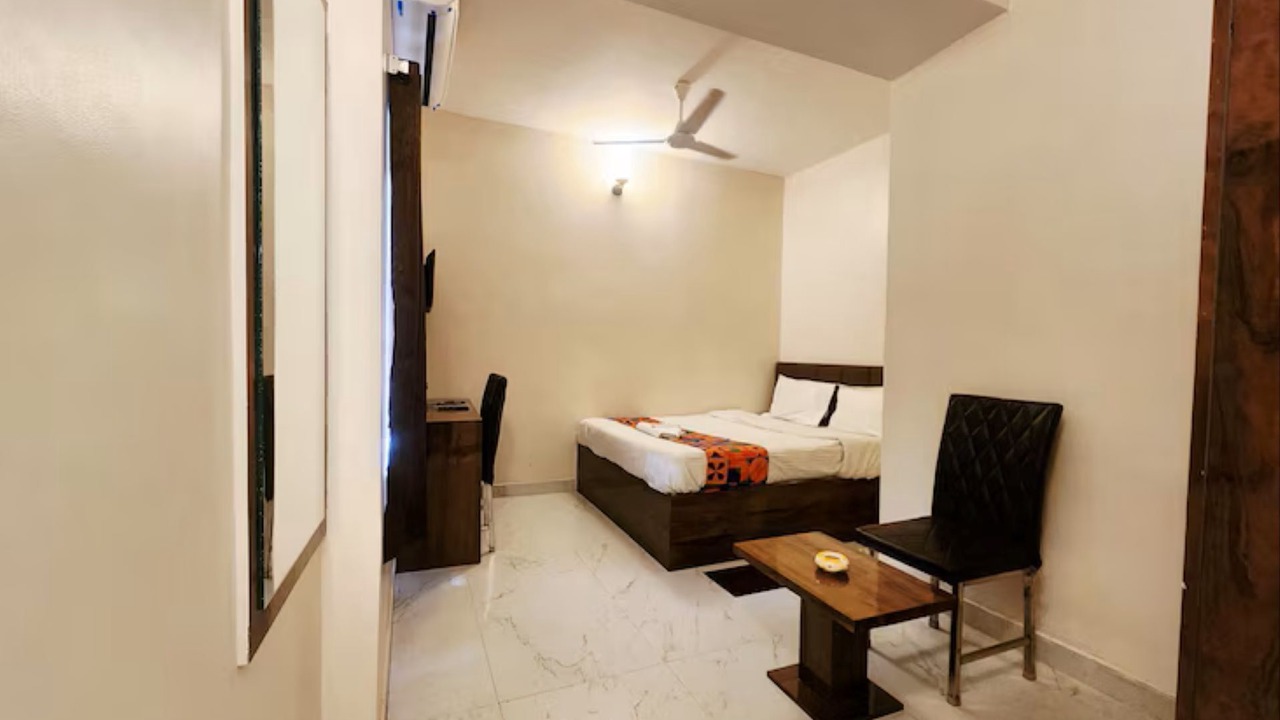 Photo of Bedroom in Kalighat