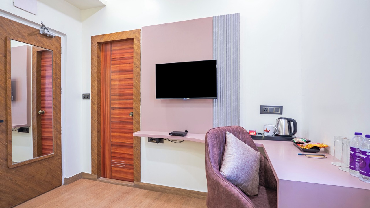 Photo of Bedroom in Begumpet