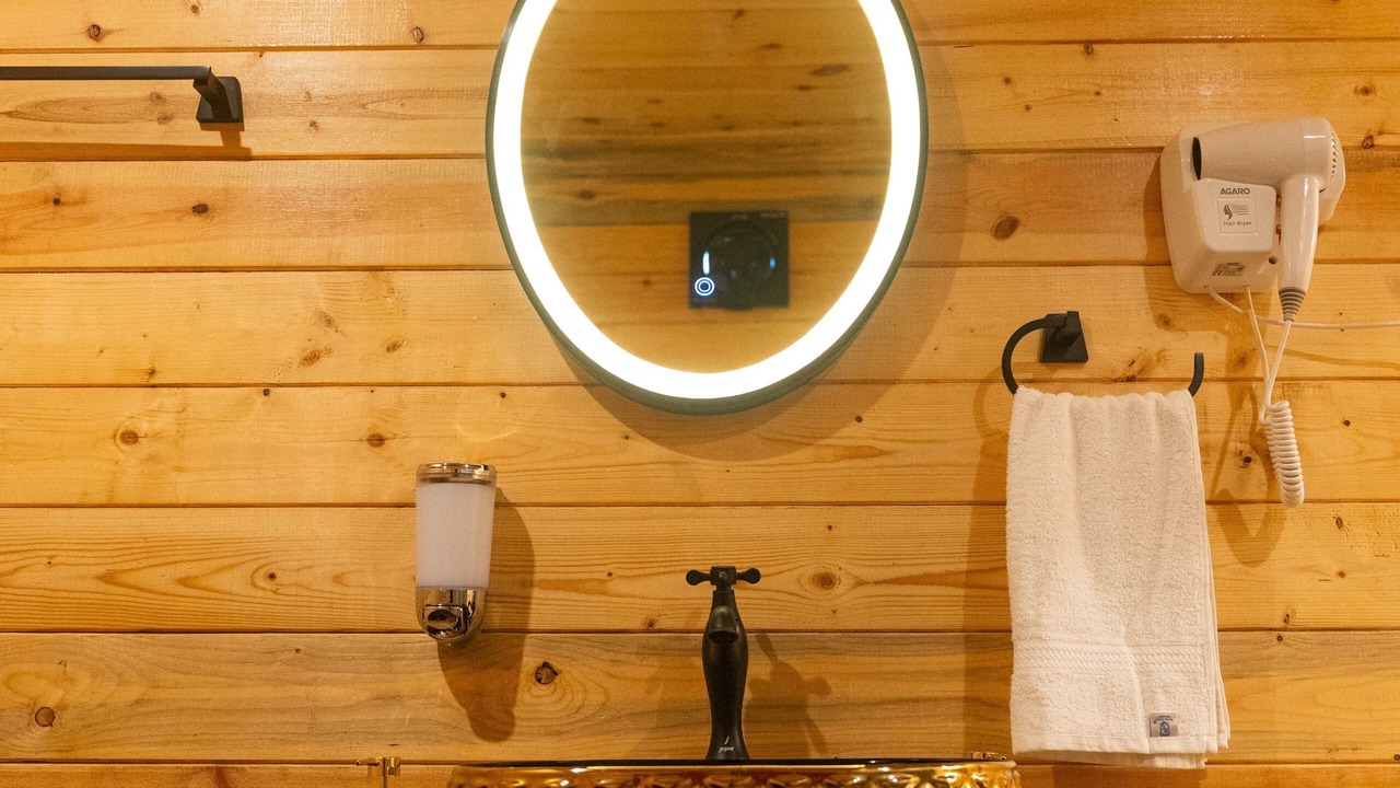 Photo of Bathroom in Gauravaddo