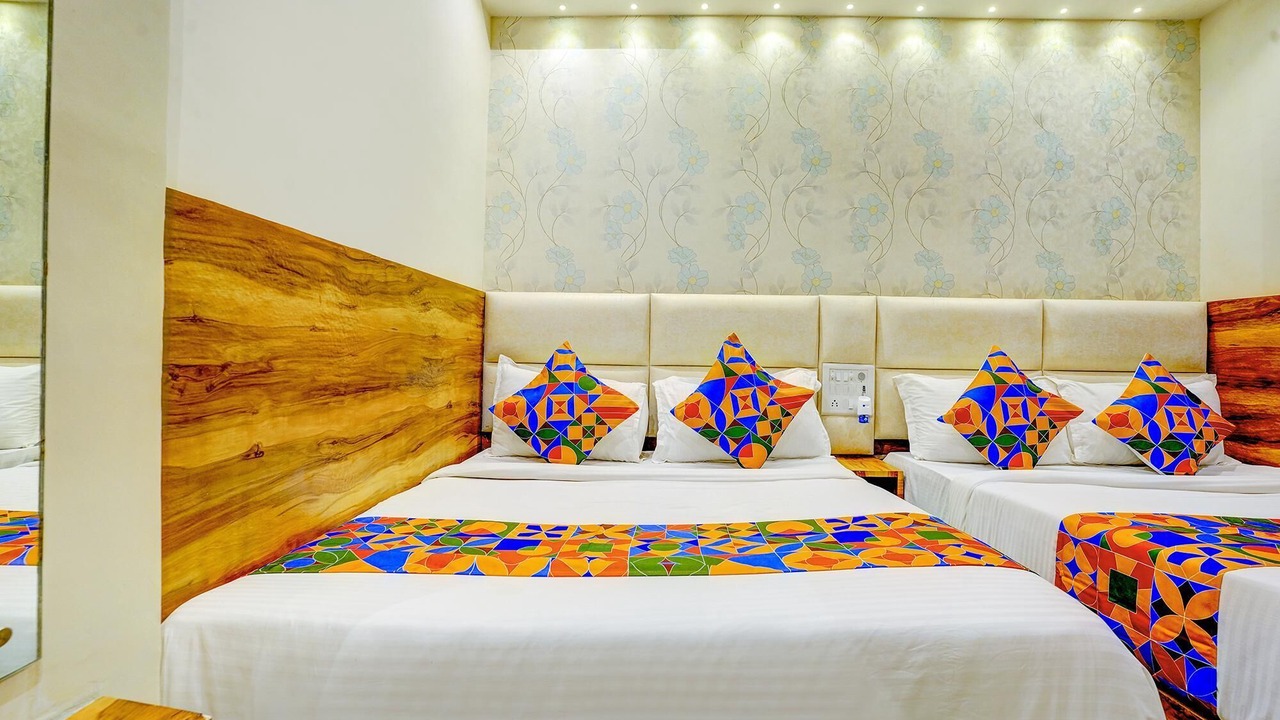Photo of Bedroom in Prabhadevi