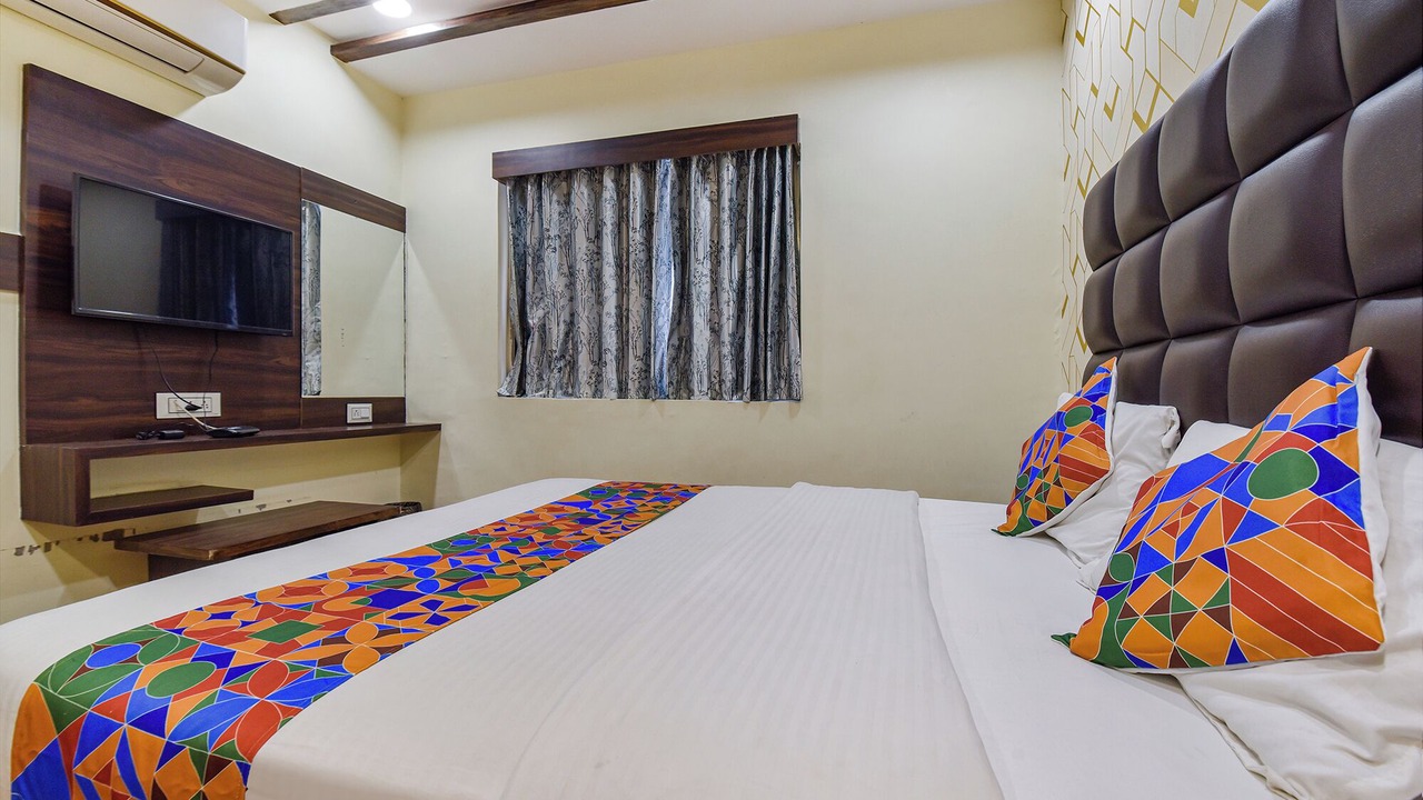 Photo of Bedroom in Navrangpura