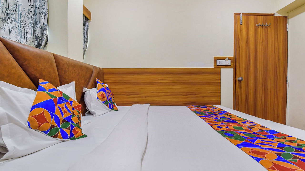 Photo of Bedroom in Navrangpura