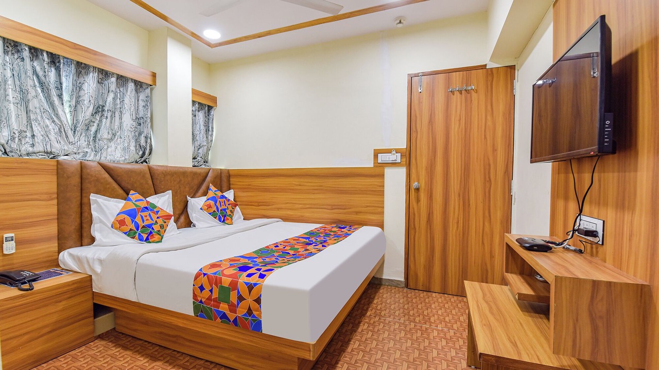 Photo of Bedroom in Navrangpura