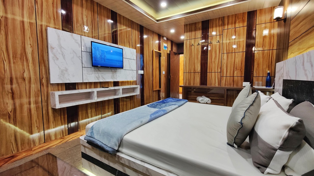 Photo of Bedroom in Kumharsain