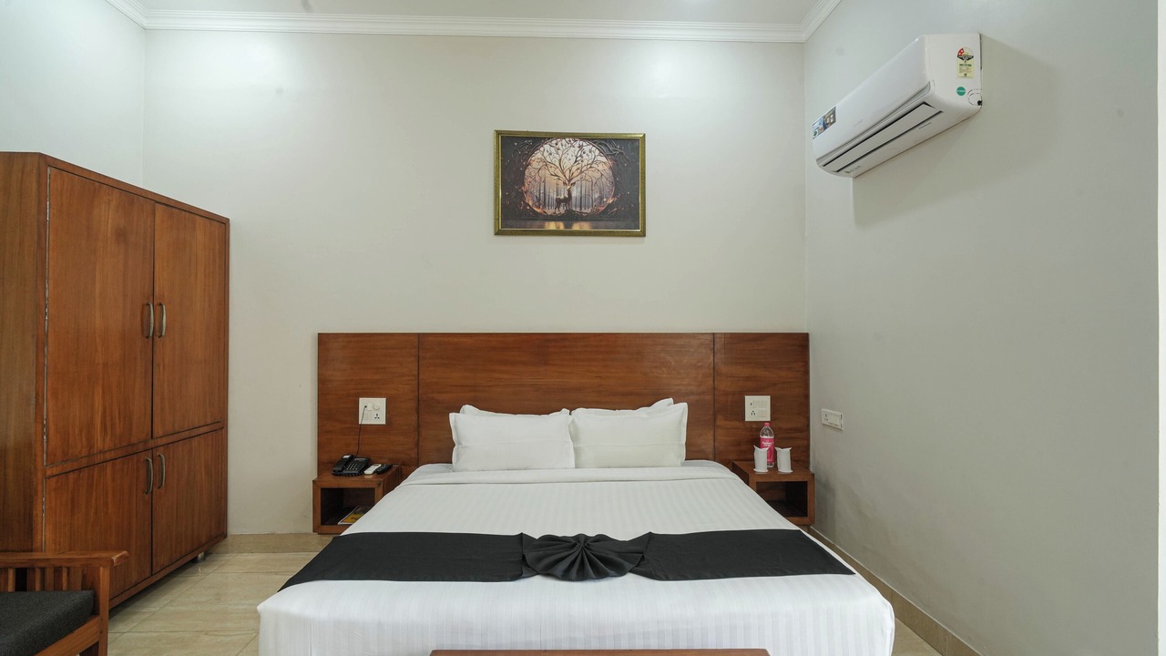 Photo of Bedroom in Paonta Sahib
