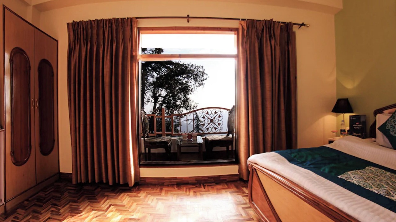 Photo of Bedroom in Knollswood