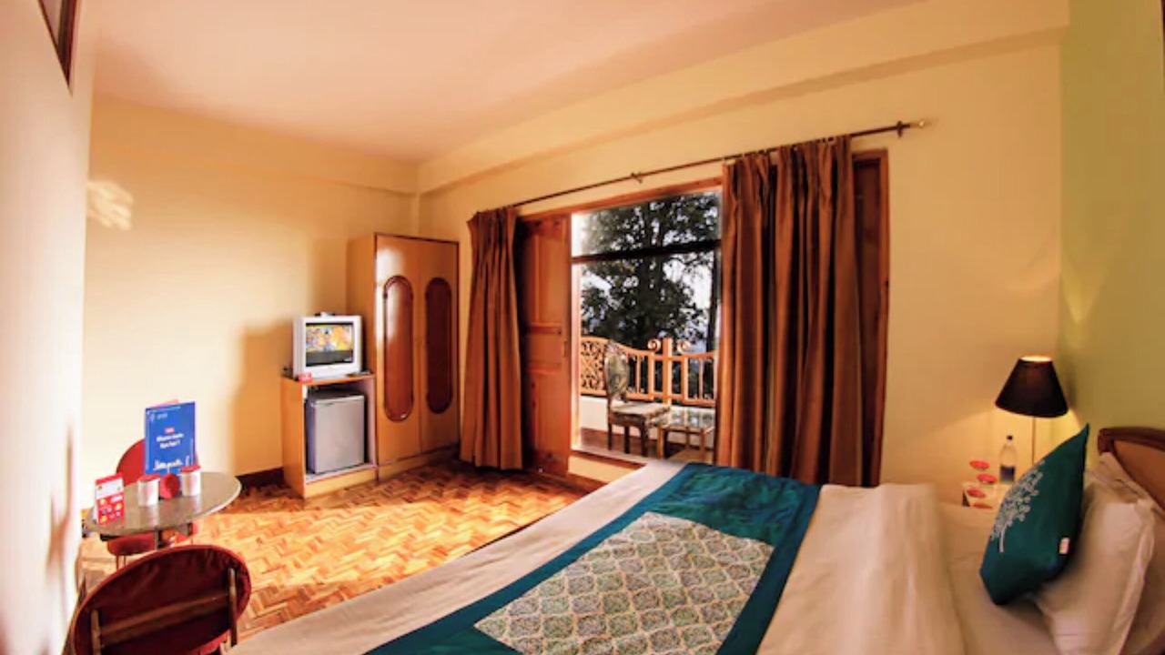 Photo of Bedroom in Knollswood