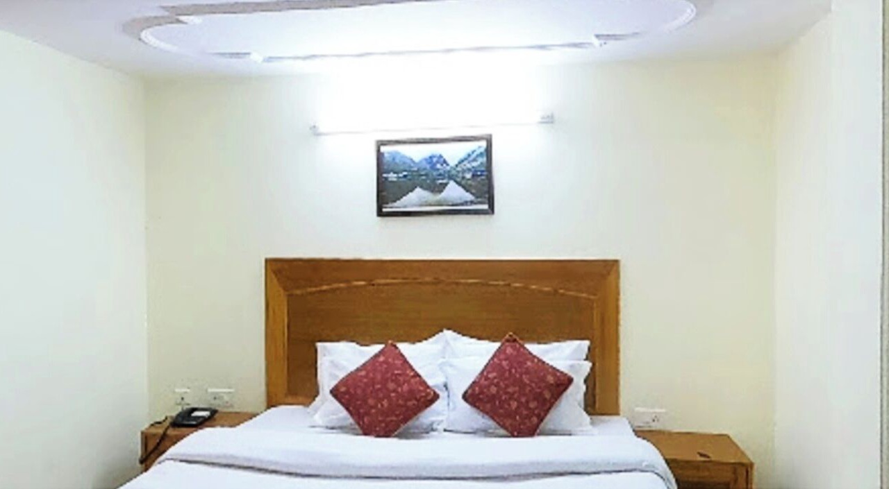 Photo of Bedroom in Knollswood