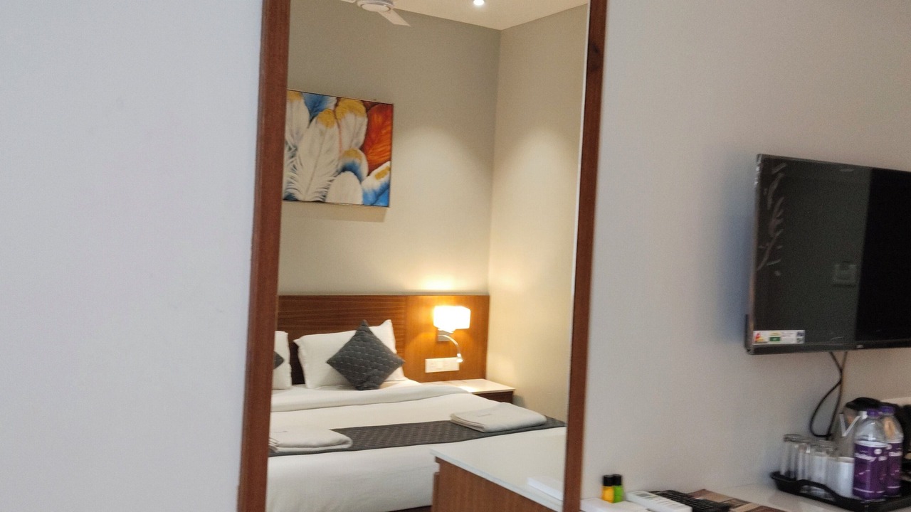 Photo of Bedroom in Wadgaon
