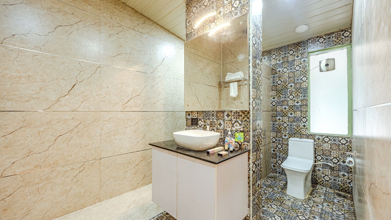 Photo of Bathroom in Saipem