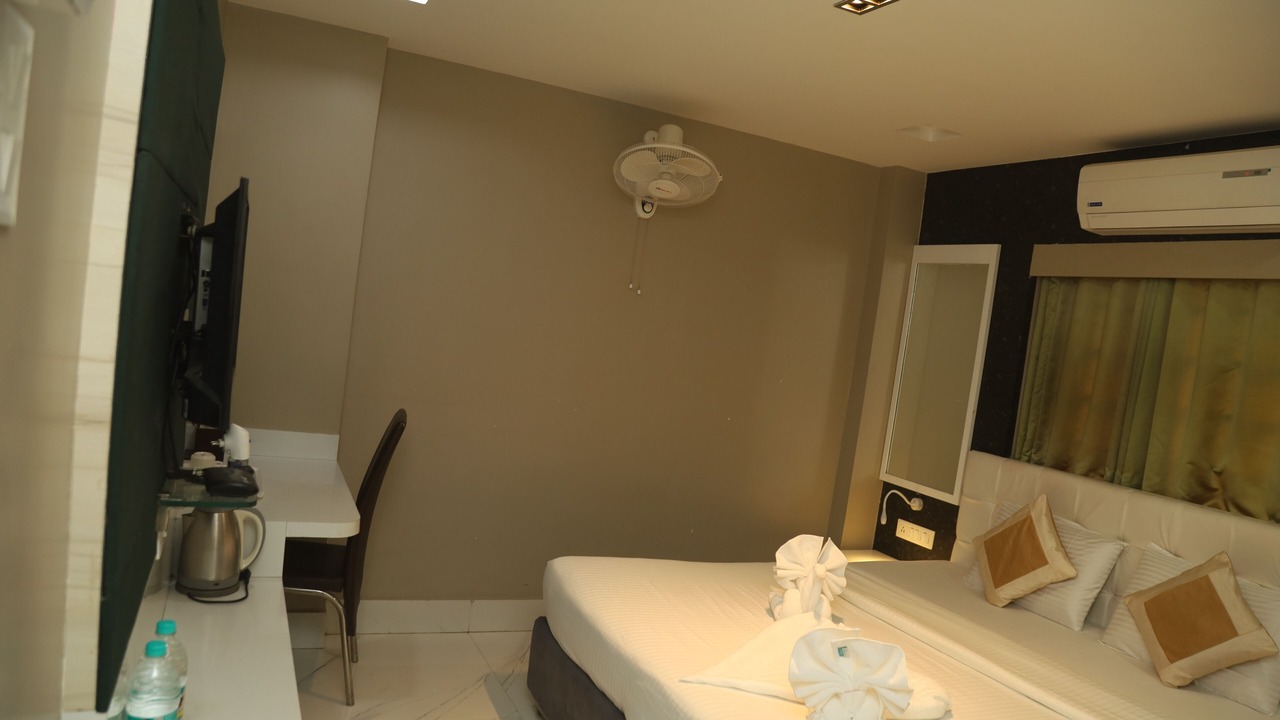 Photo of Bedroom in Deoghar