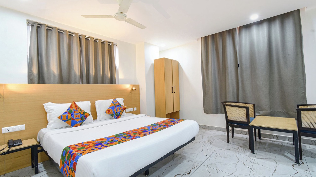 Photo of Bedroom in Nanakram Guda
