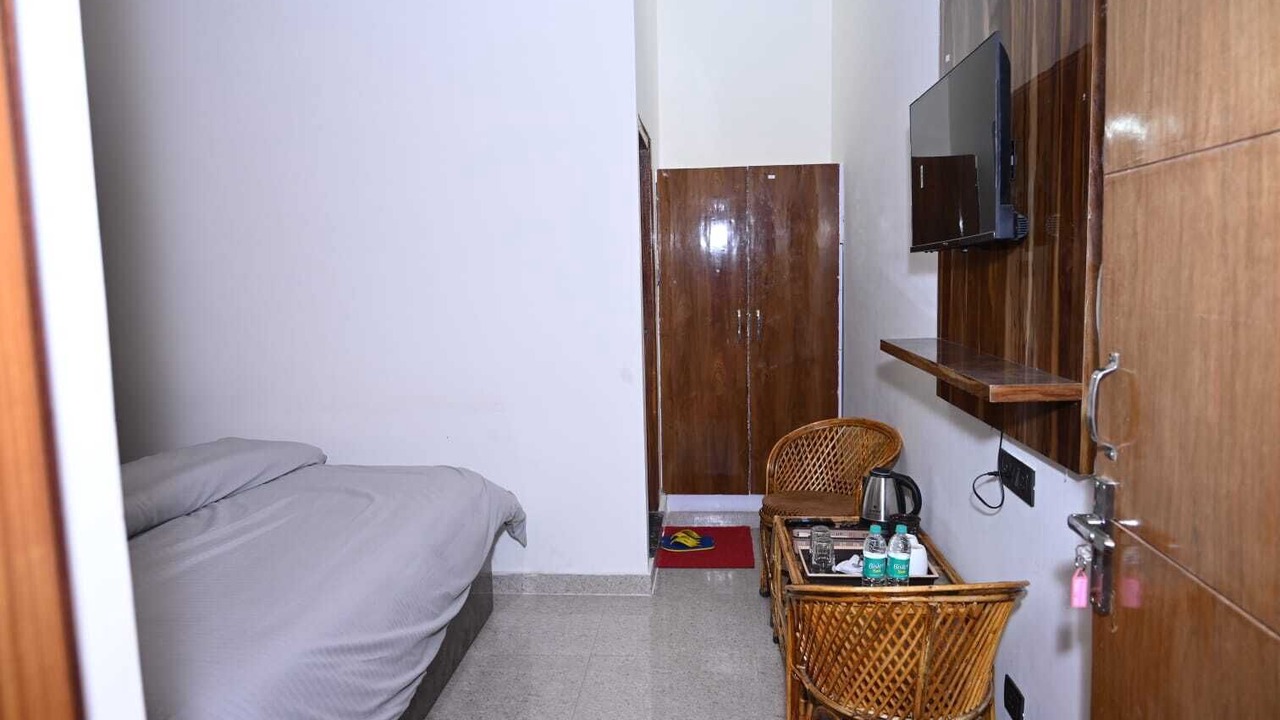 Photo of Bedroom in Kanatal