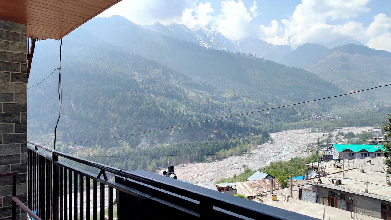 Photo of Outdoor in Burwa