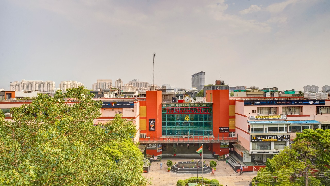Photo of Others in DLF City
