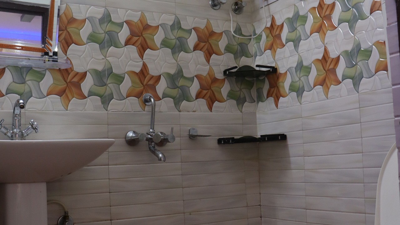 Photo of Bathroom in Bir