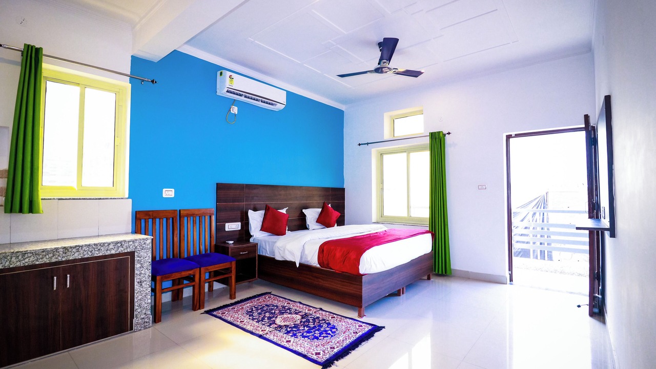 Photo of Patio Balcony in Tapovan