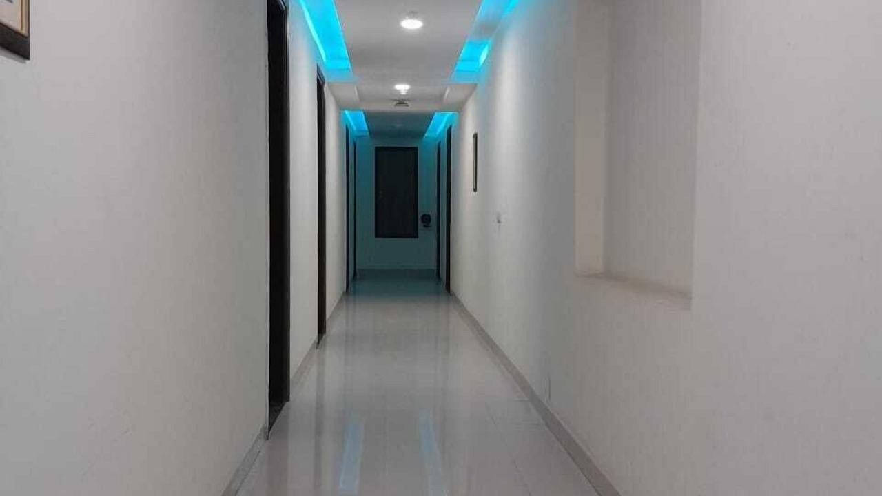 Photo of Bedroom in DLF Phase 5