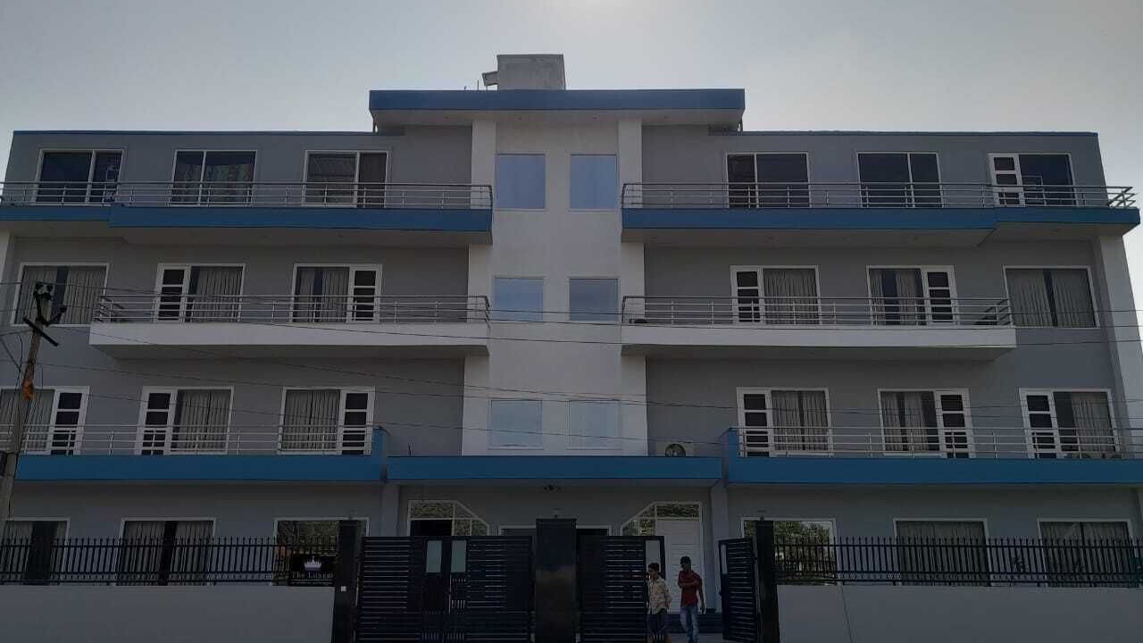 Photo of Outdoor in DLF Phase 5
