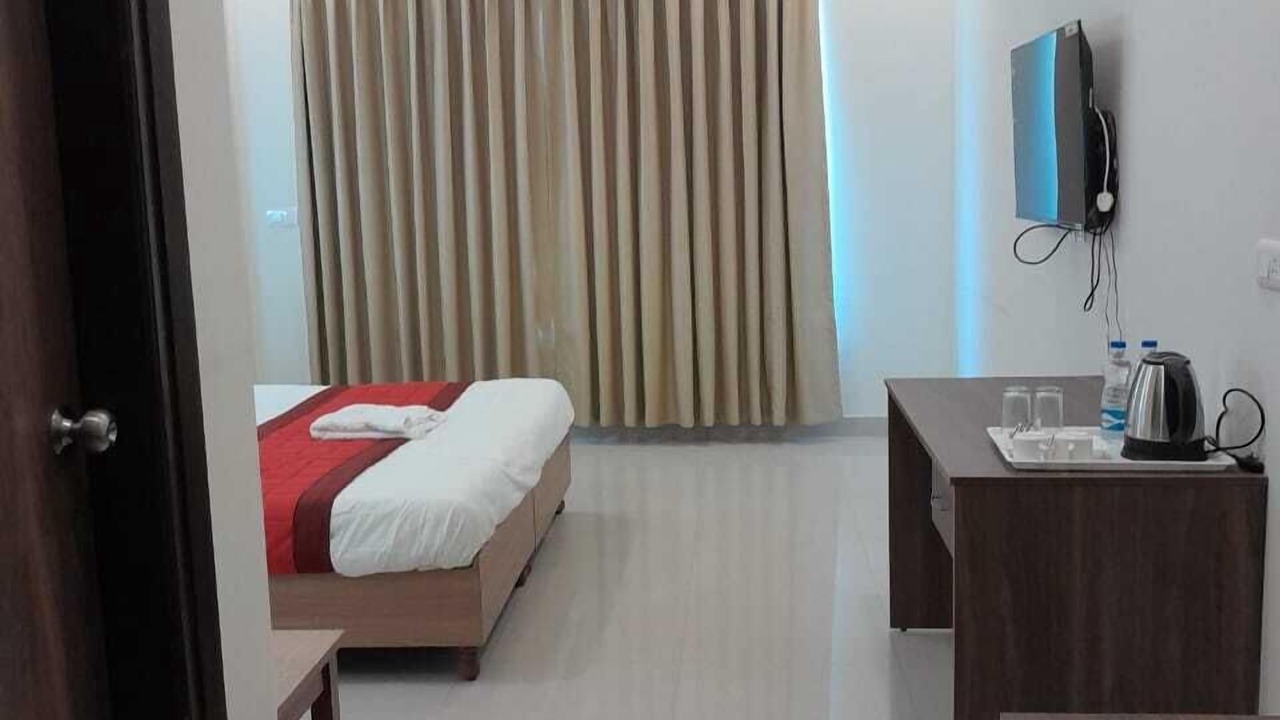 Photo of Bedroom in DLF Phase 5