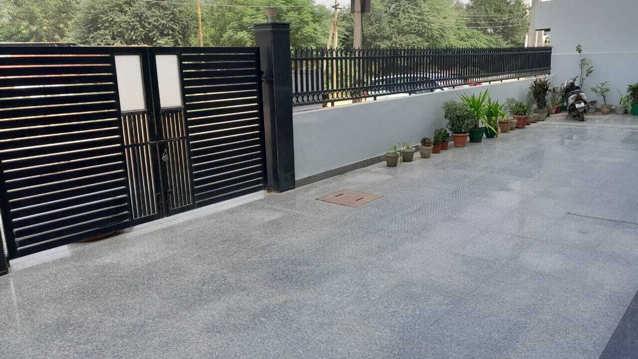 Photo of Outdoor in DLF Phase 5