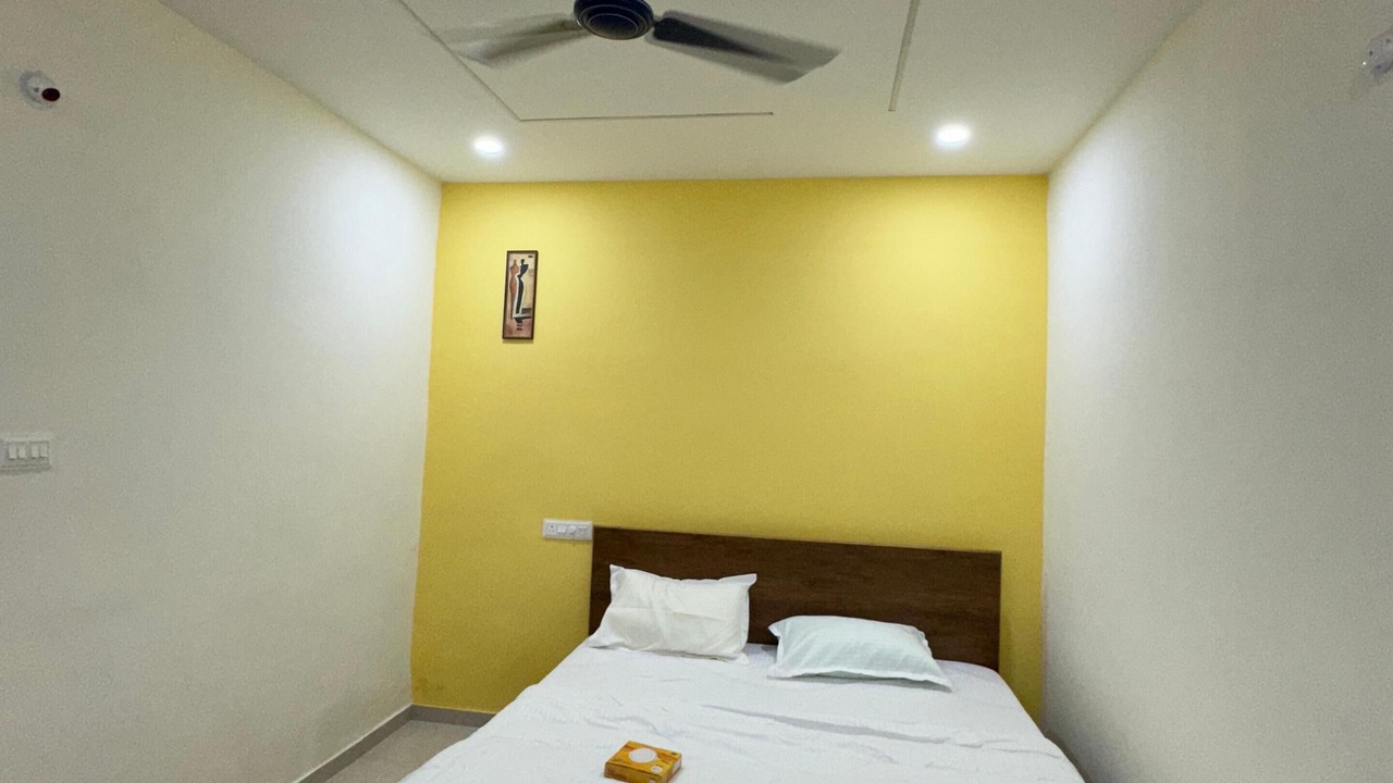 Photo of Bedroom in Serilingampally