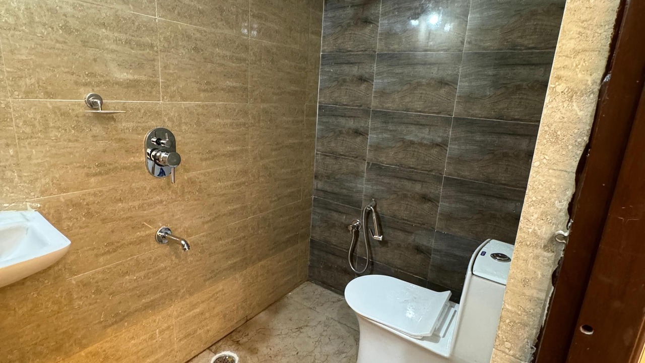 Photo of Bathroom in Serilingampally