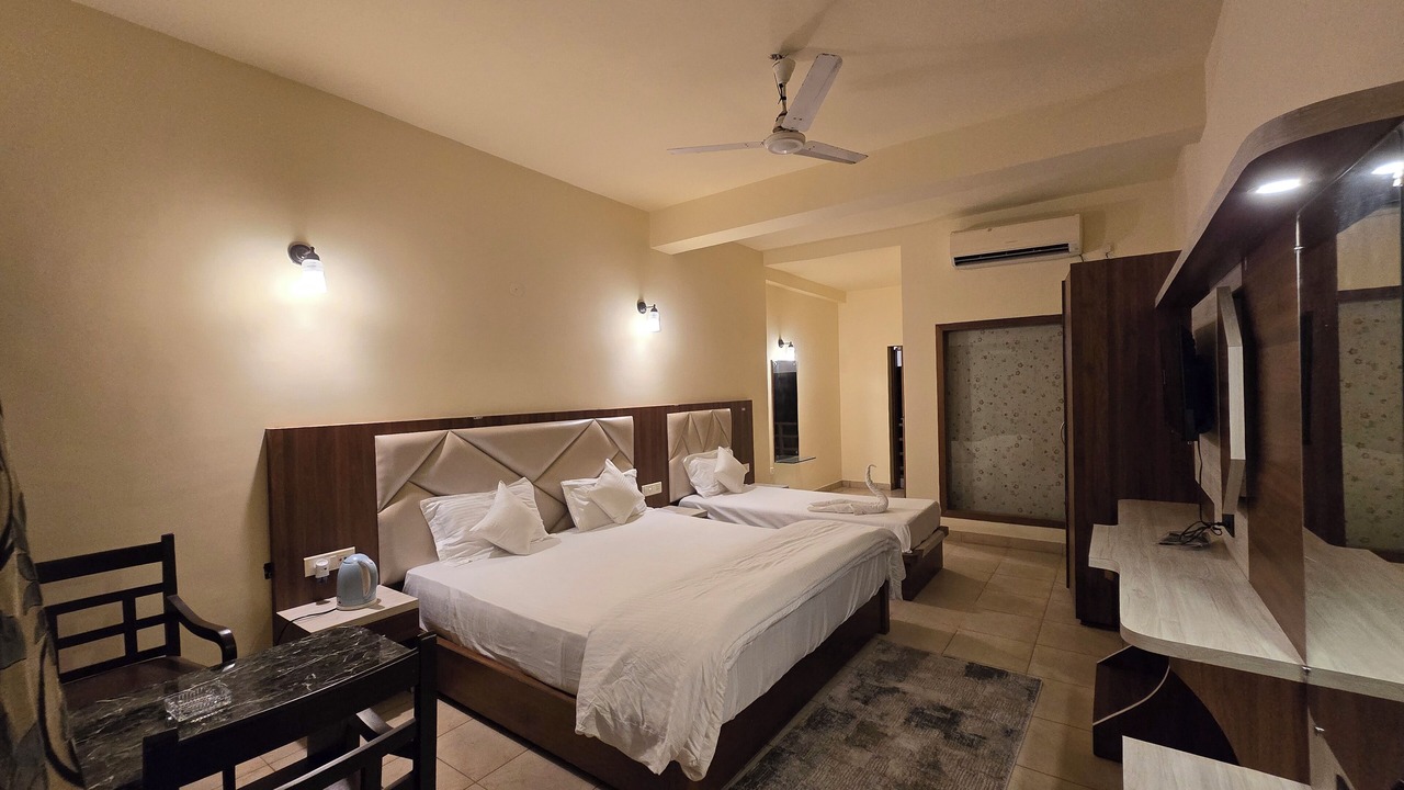 Photo of Bedroom in Mandarmani