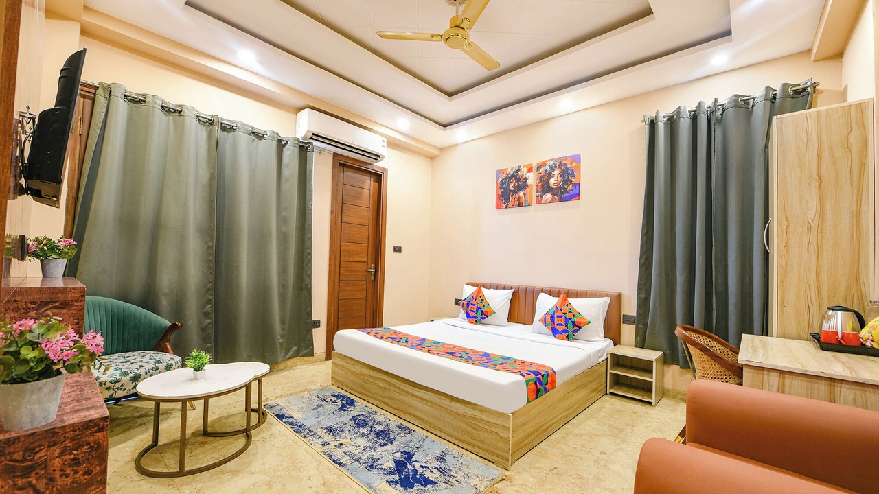 Photo of Bedroom in Sector 27