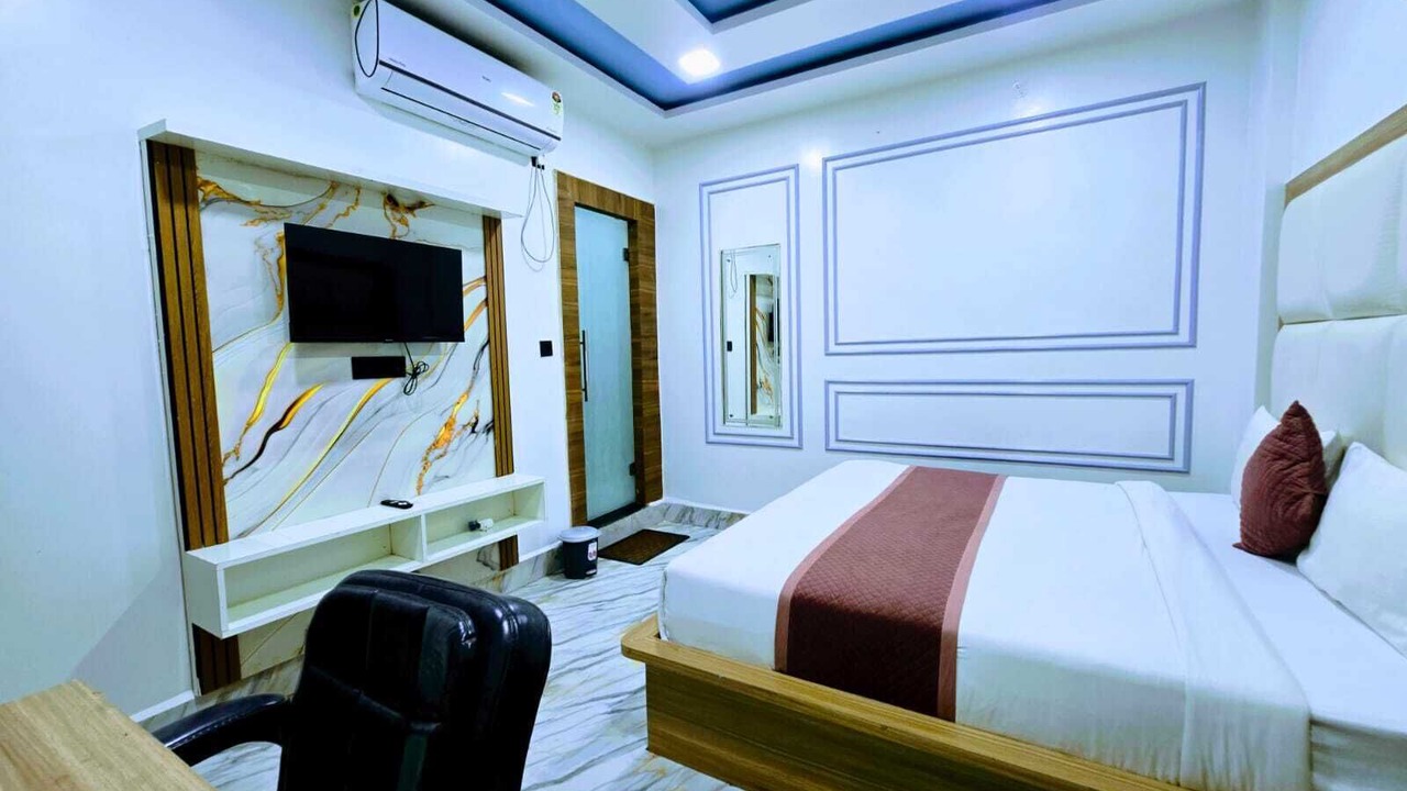 Photo of Bedroom in Mathura
