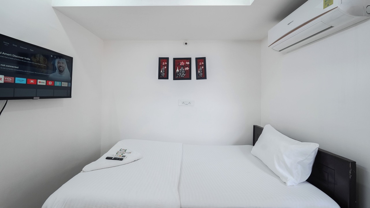 Photo of Bedroom in HITEC City