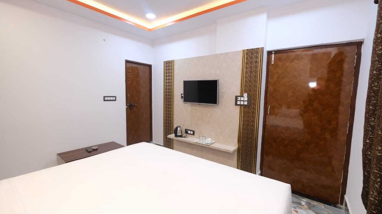 Photo of Bedroom in Deoghar