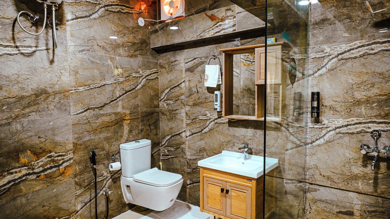 Photo of Bathroom in Kaul