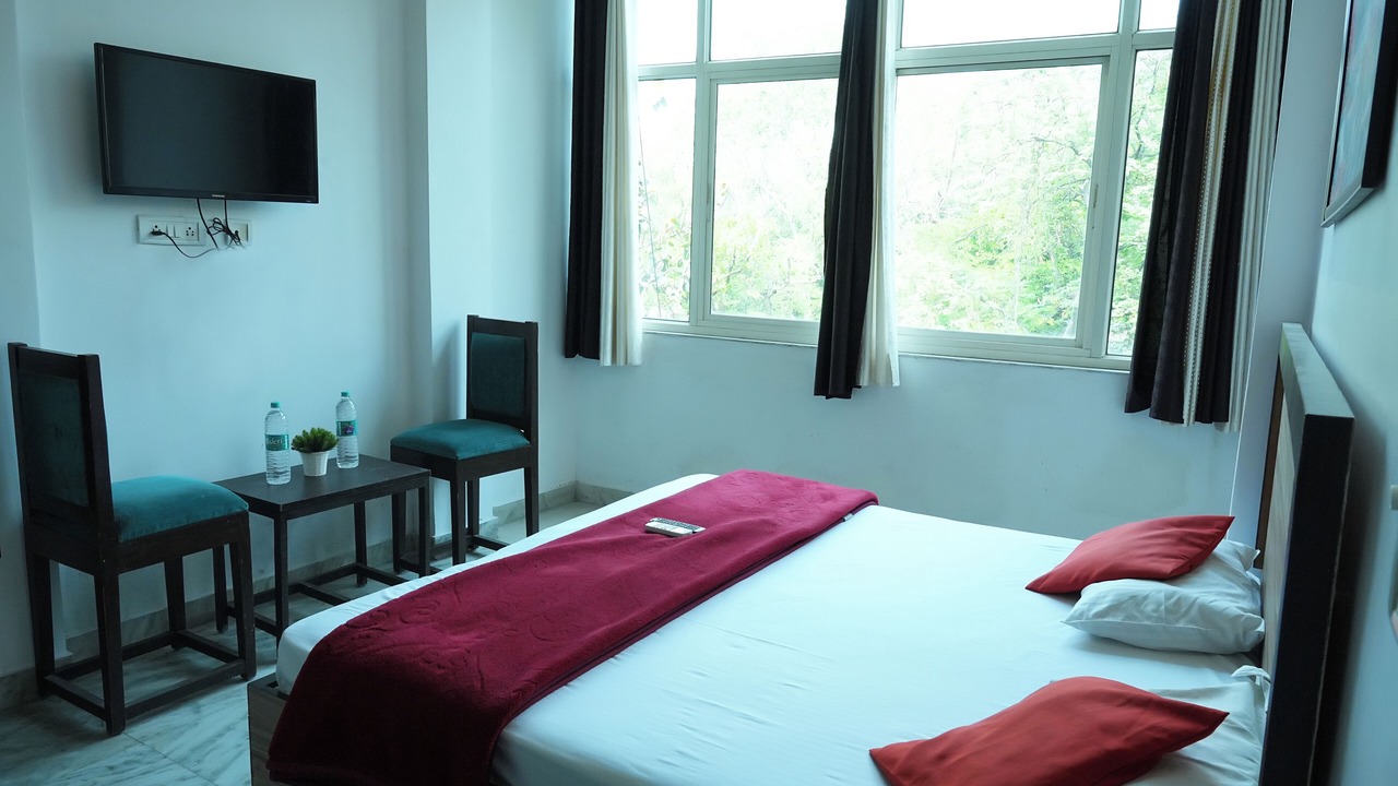 Photo of Bedroom in Nizamuddin East