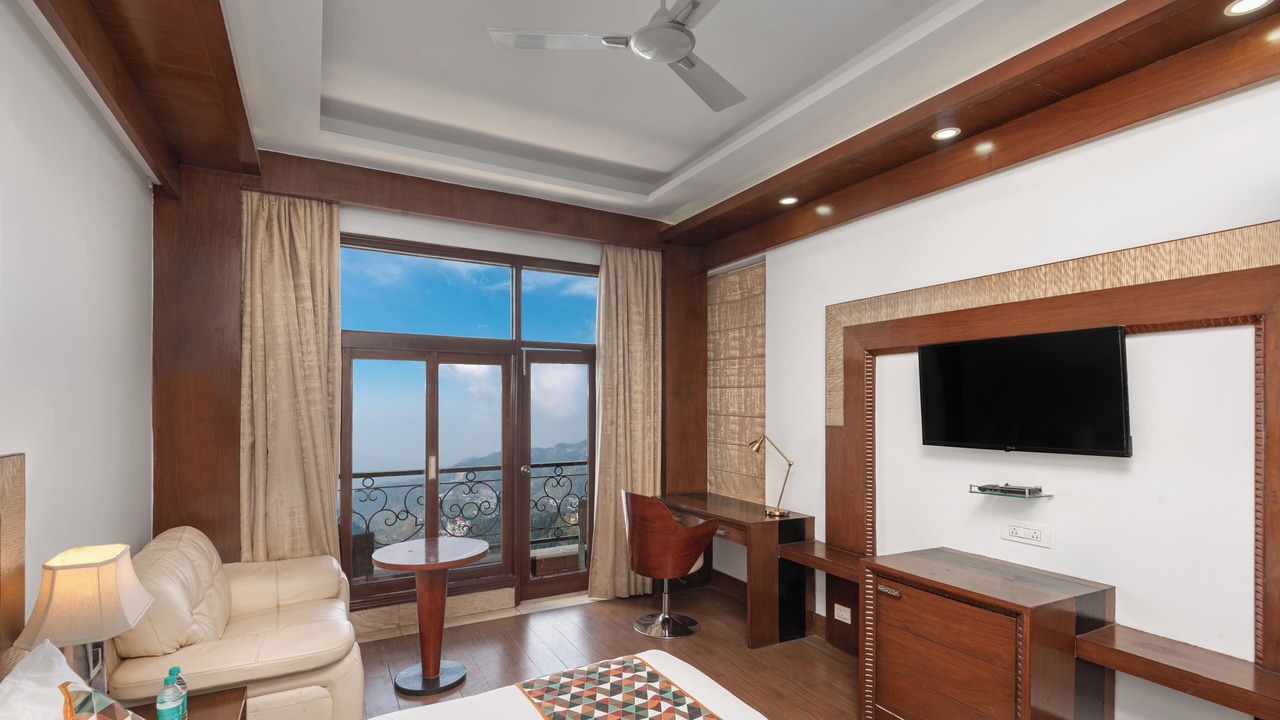 Photo of Bedroom in The Mall Road