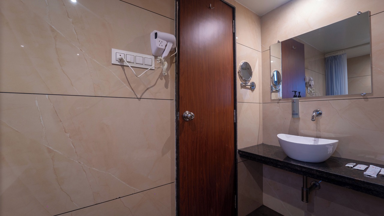 Photo of Bathroom in Airoli