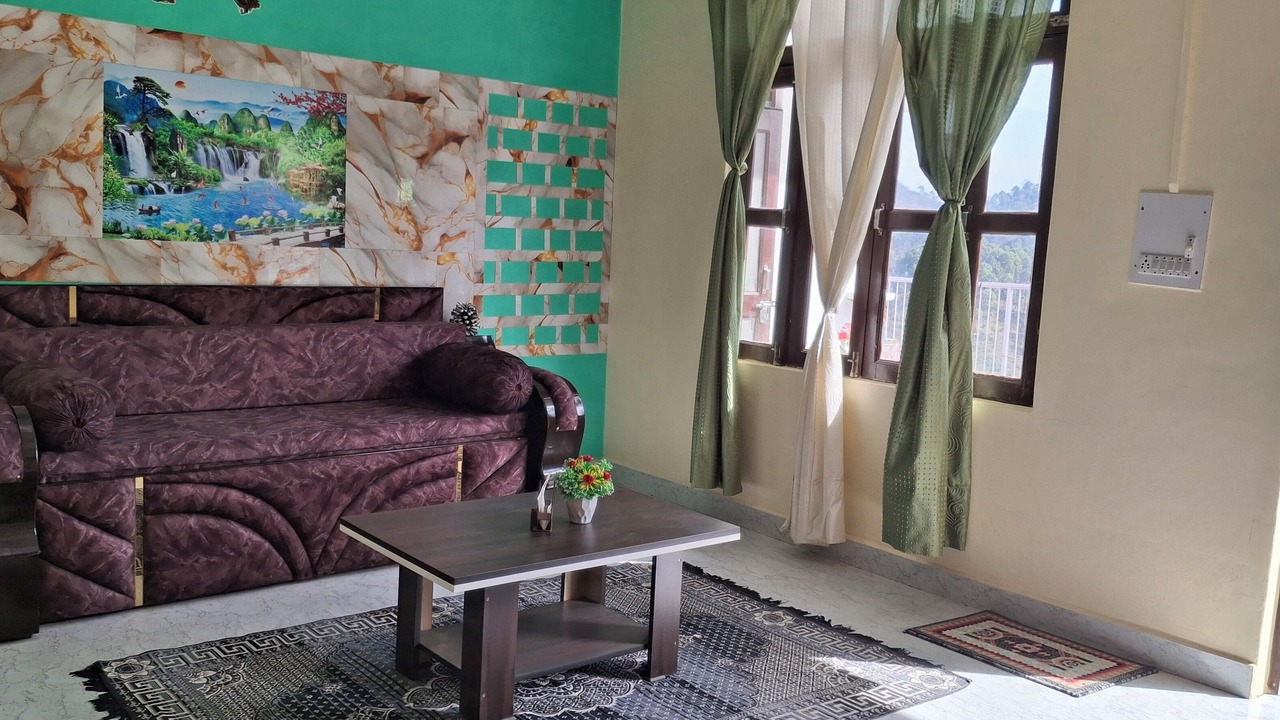 Photo of Bedroom in Kuthar