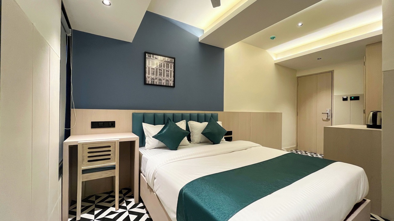 Photo of Bedroom in Bandra East